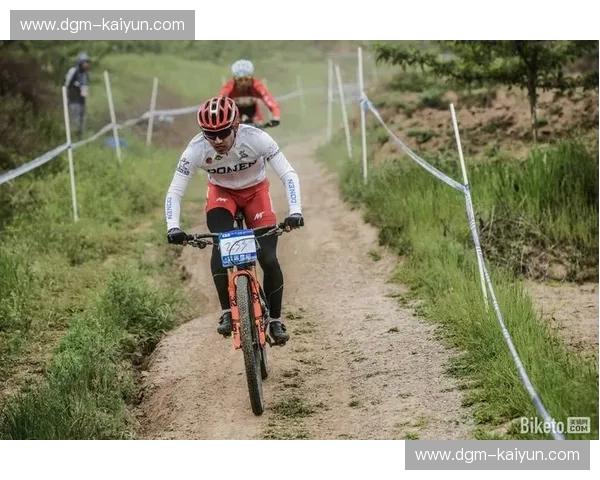 绿茵场上的冰与火之歌：澳大利亚vs泰国，力量霸权与灵巧革命的终极博弈